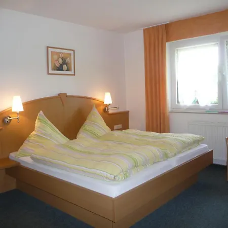 Gaestehaus Ermen 3* 캄프린트포르트